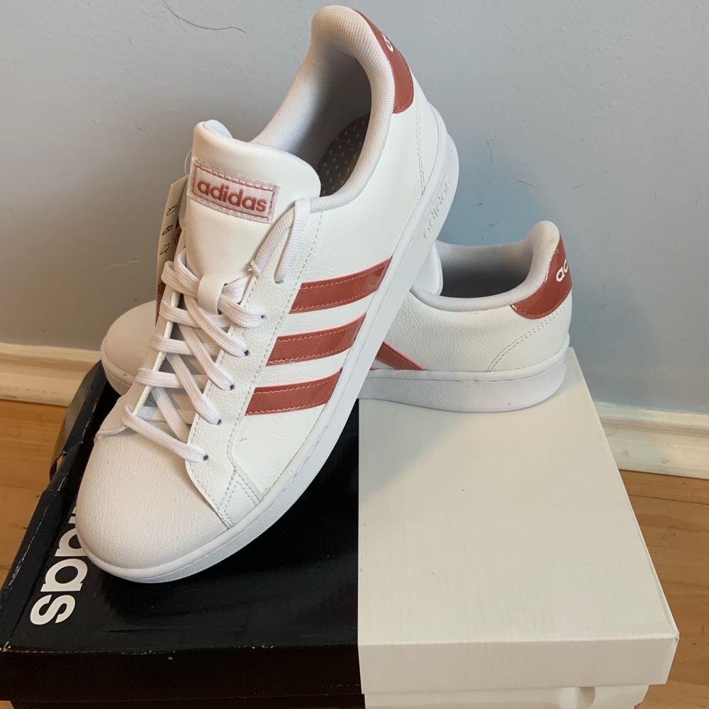 Adidas Grand Court